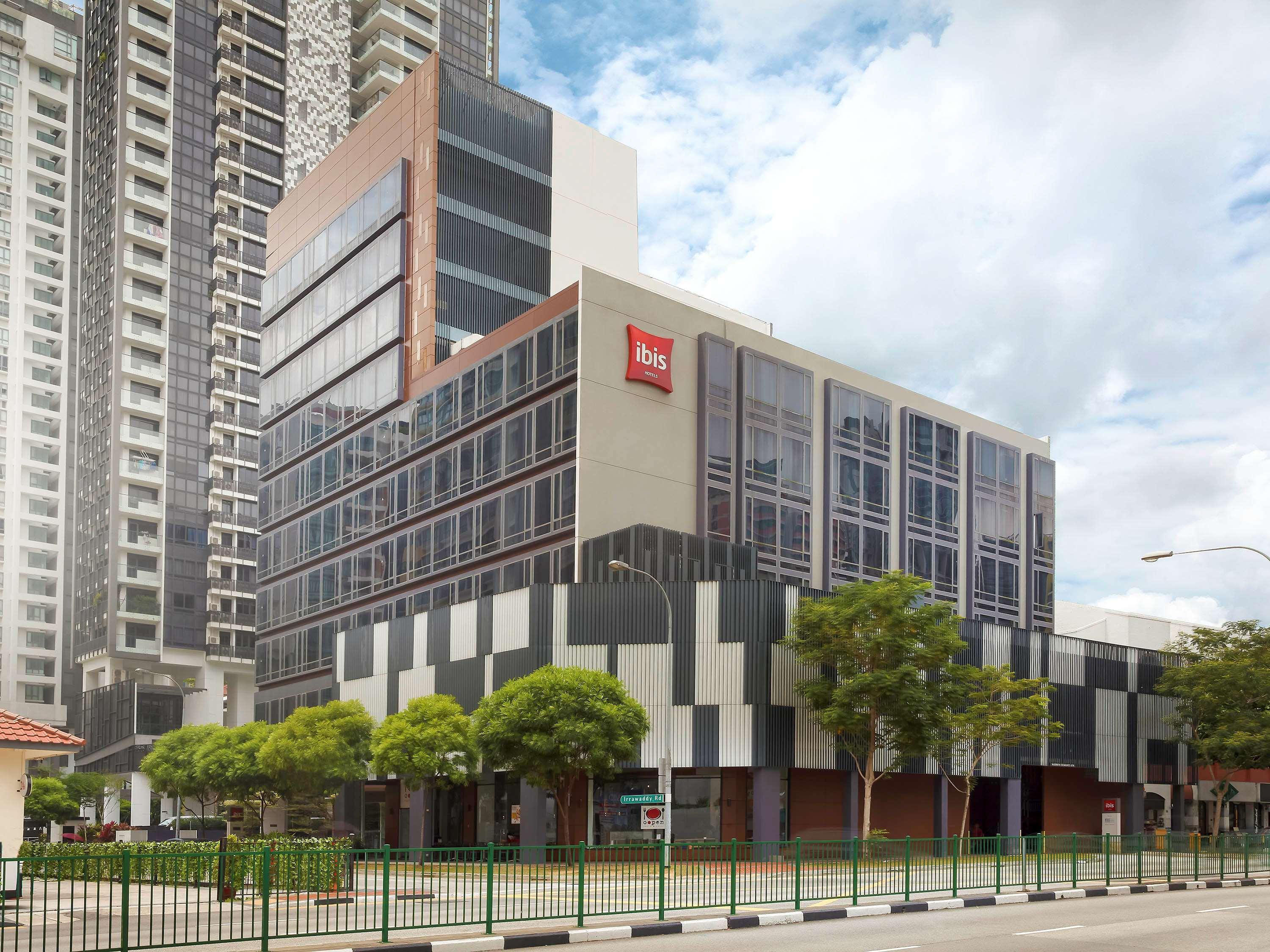 Ibis Singapore Novena Экстерьер фото