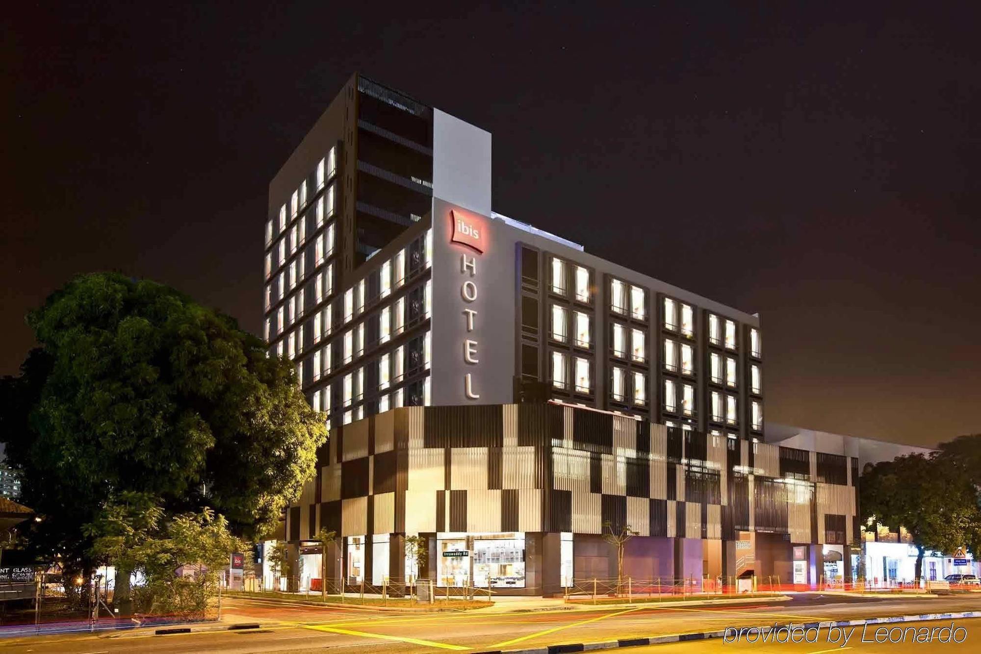 Ibis Singapore Novena Экстерьер фото